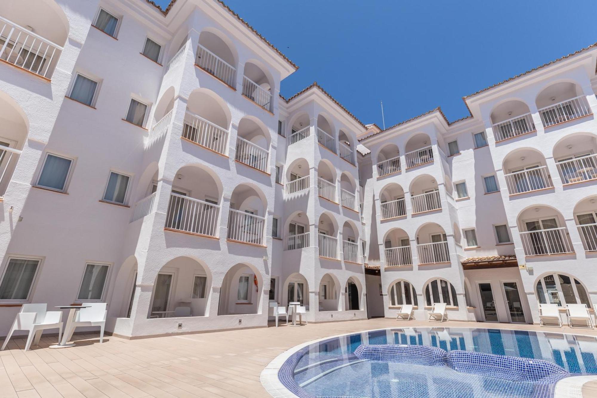 Bq Cala Ratjada (Adults Only) Hotel Buitenkant foto